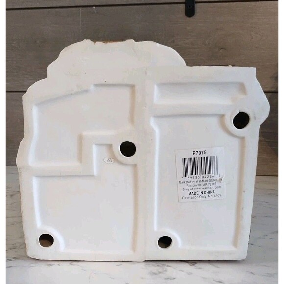 Trim A Home Lighted Ceramic Christmas Village Farm House by Walmart No Light - Picture 13 of 13